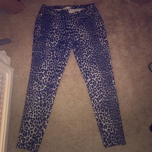 Cheetah print Micheal kors leggings.